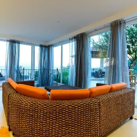 Mediterranean With Astonishing View Over The Adriatic Sea And Private Pool